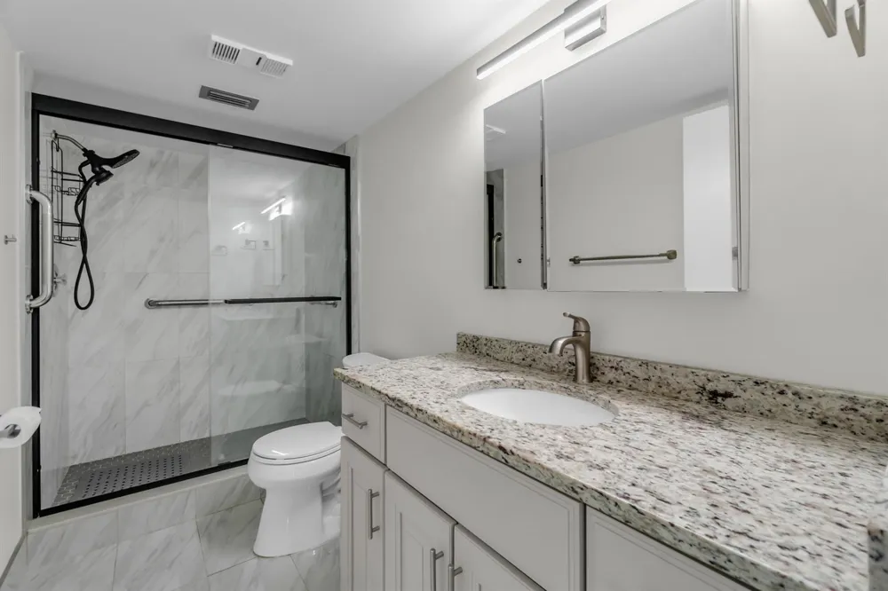 7267 HUNTINGTON LANE #403 Delray Beach, FL 33446