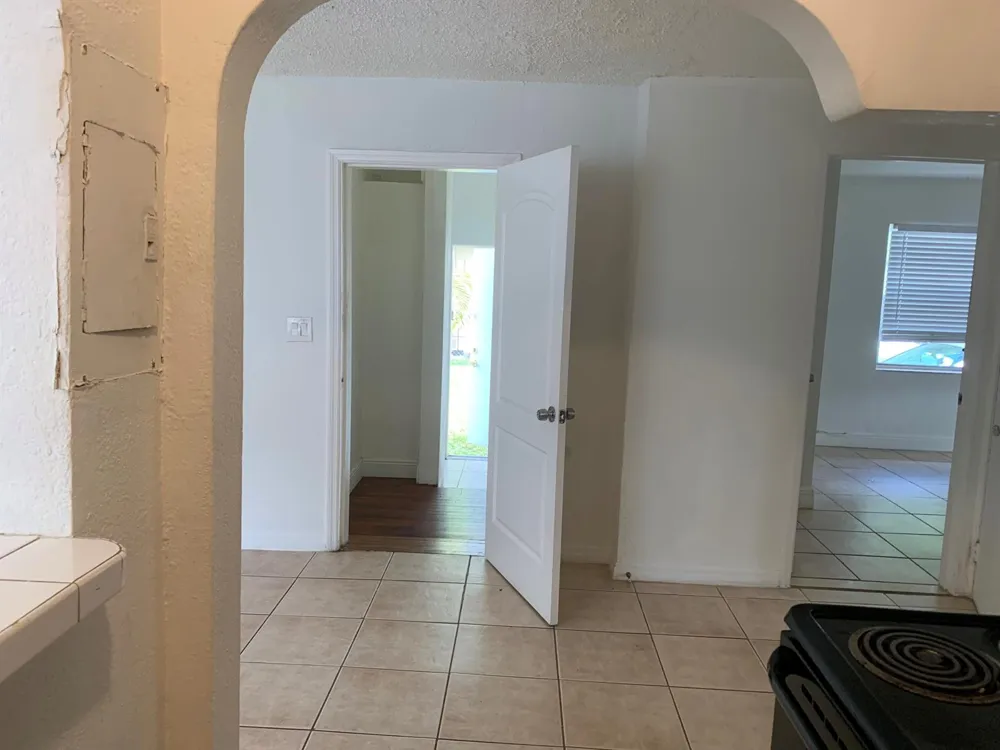 810 S 19TH AVENUE #1-2 Hollywood, FL 33020