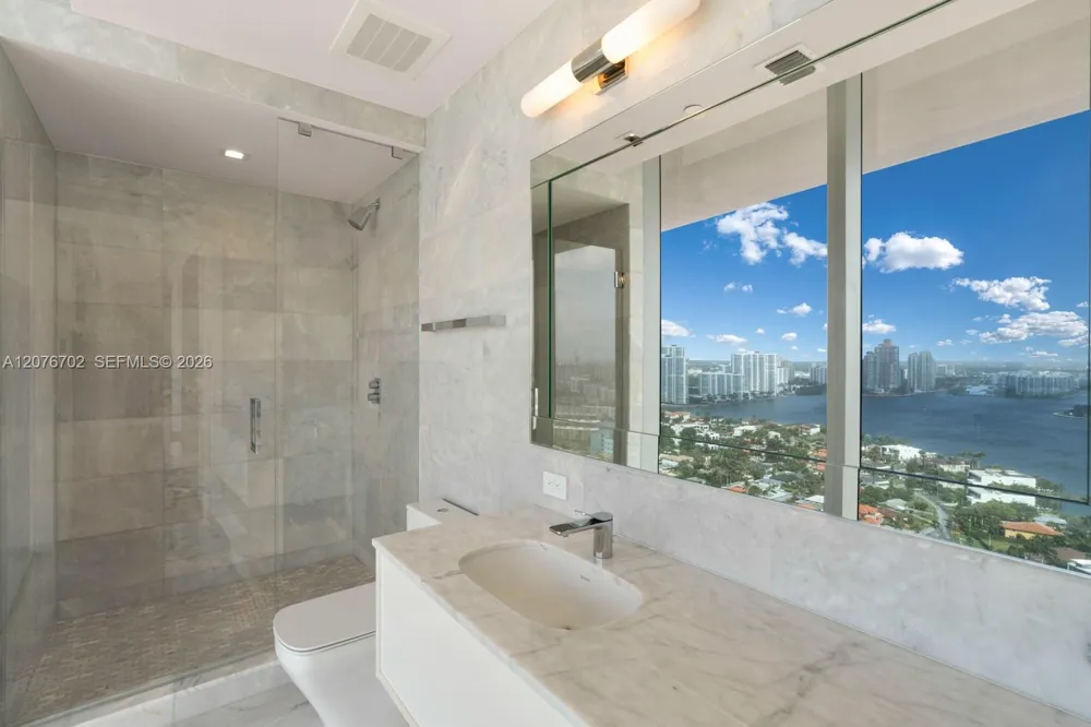 18501 Collins Ave #2301 Sunny Isles Beach, FL 33160