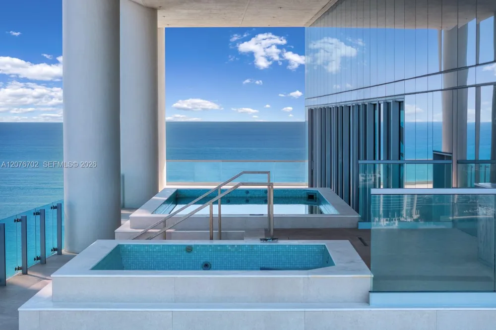18501 Collins Ave #2301 Sunny Isles Beach, FL 33160