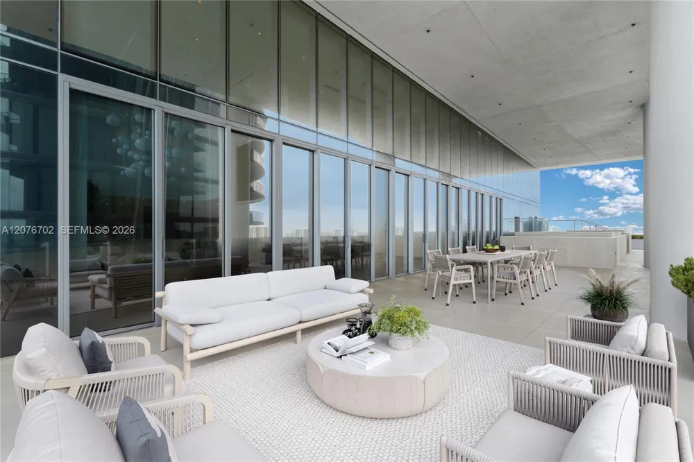 18501 Collins Ave #2301 Sunny Isles Beach, FL 33160