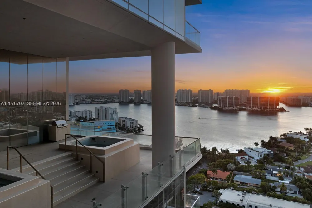 18501 Collins Ave #2301 Sunny Isles Beach, FL 33160