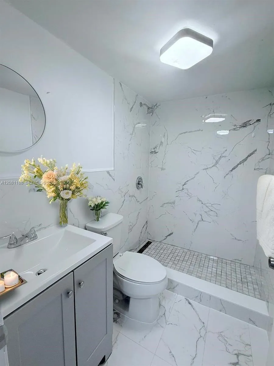 6801 W 36th Ave #102 Hialeah, FL 33018