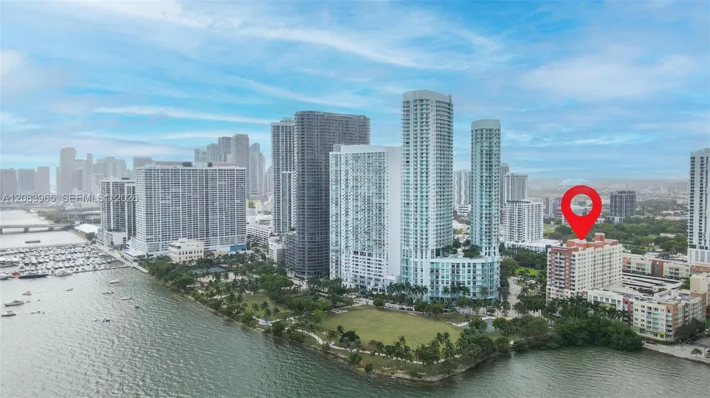 2000 Bayshore Dr #408 Miami, FL 33137