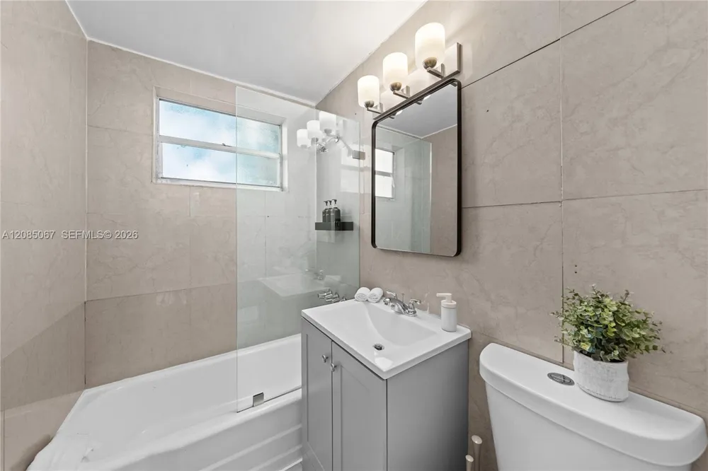1685 Jefferson Ave #7 Miami Beach, FL 33139