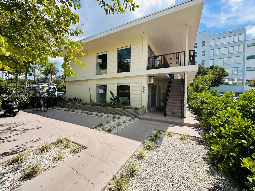 1685 Jefferson Ave #7 Miami Beach, FL 33139