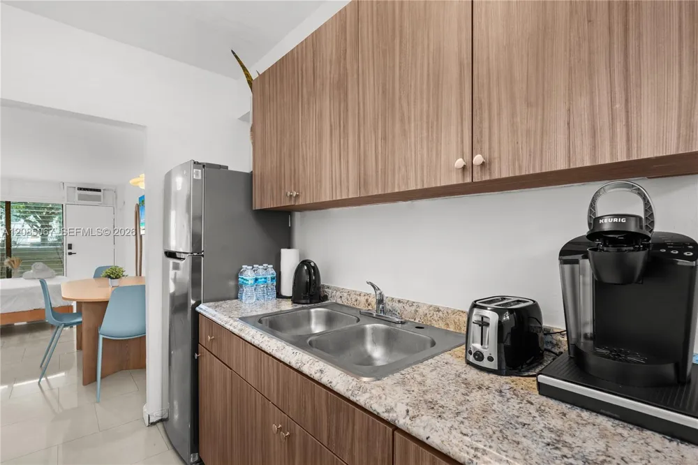 1685 Jefferson Ave #7 Miami Beach, FL 33139