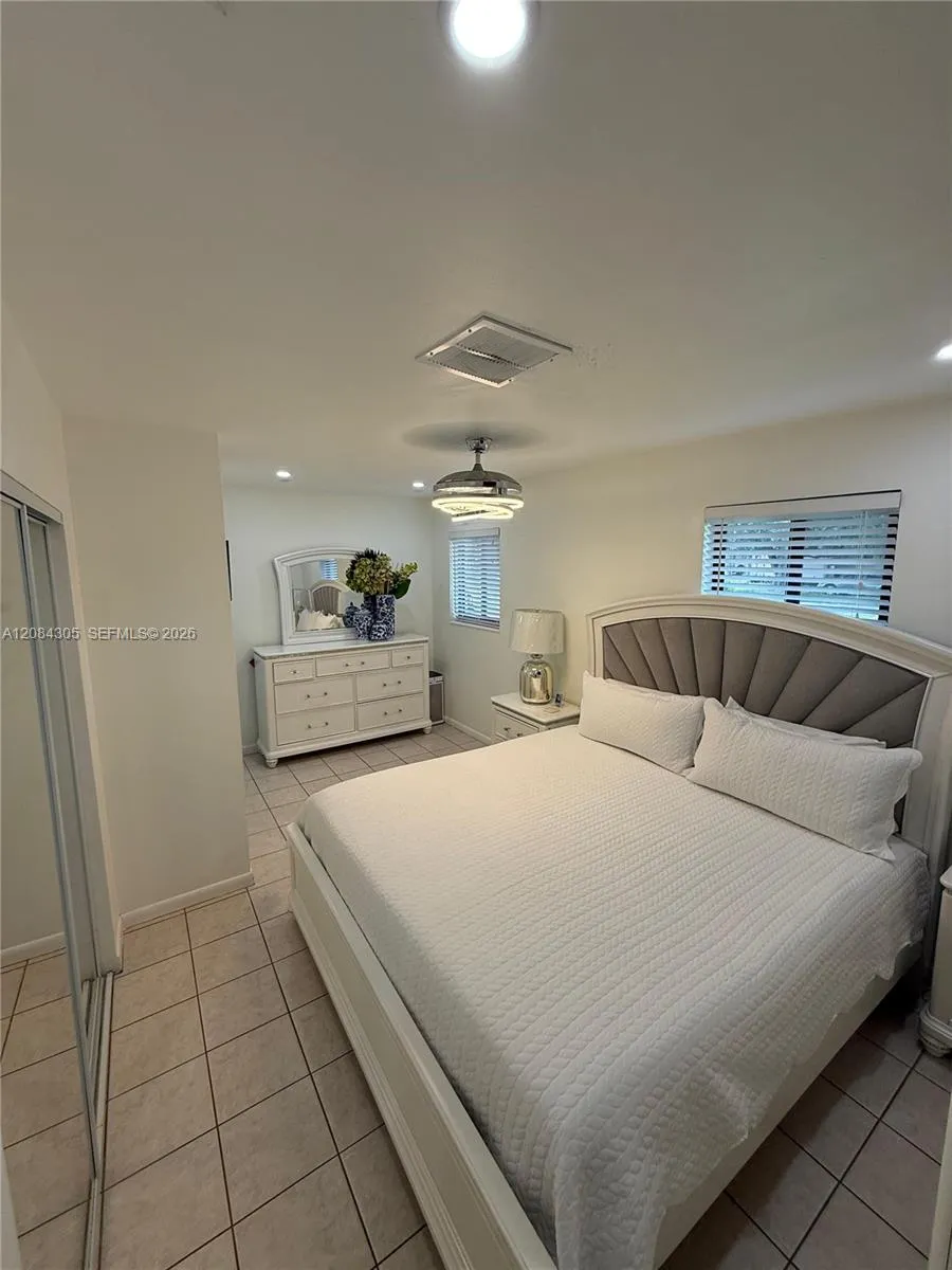 308 NW 19th St #0 Homestead, FL 33030