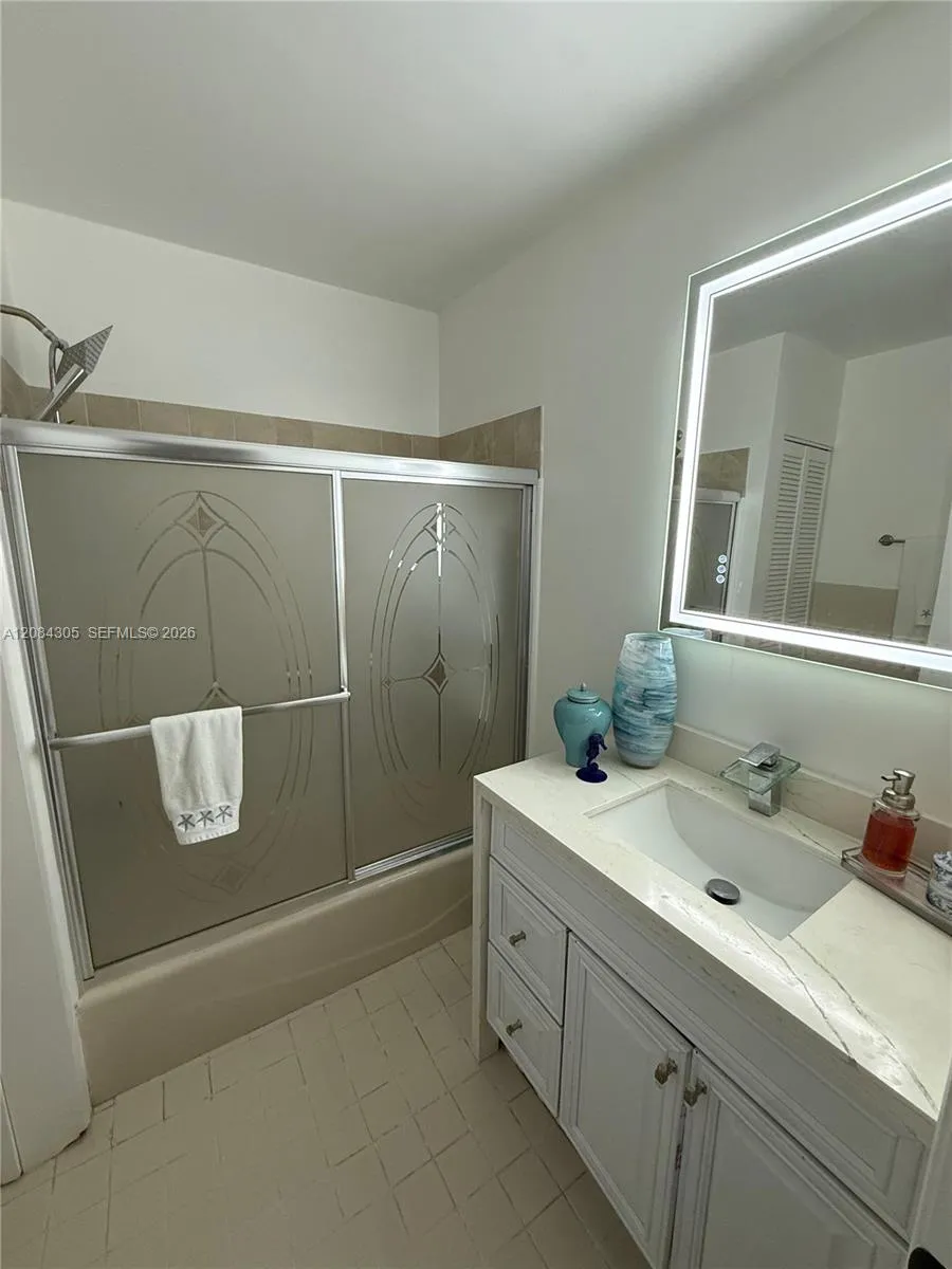 308 NW 19th St #0 Homestead, FL 33030