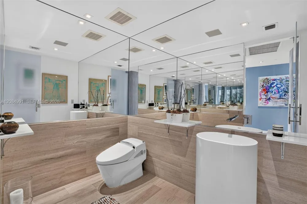2020 Bayshore Dr #3708 Miami, FL 33137