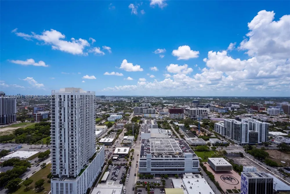 2020 Bayshore Dr #3708 Miami, FL 33137