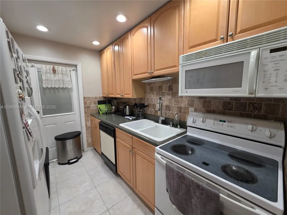 1431 S 14th Ave #119 Hollywood, FL 33020