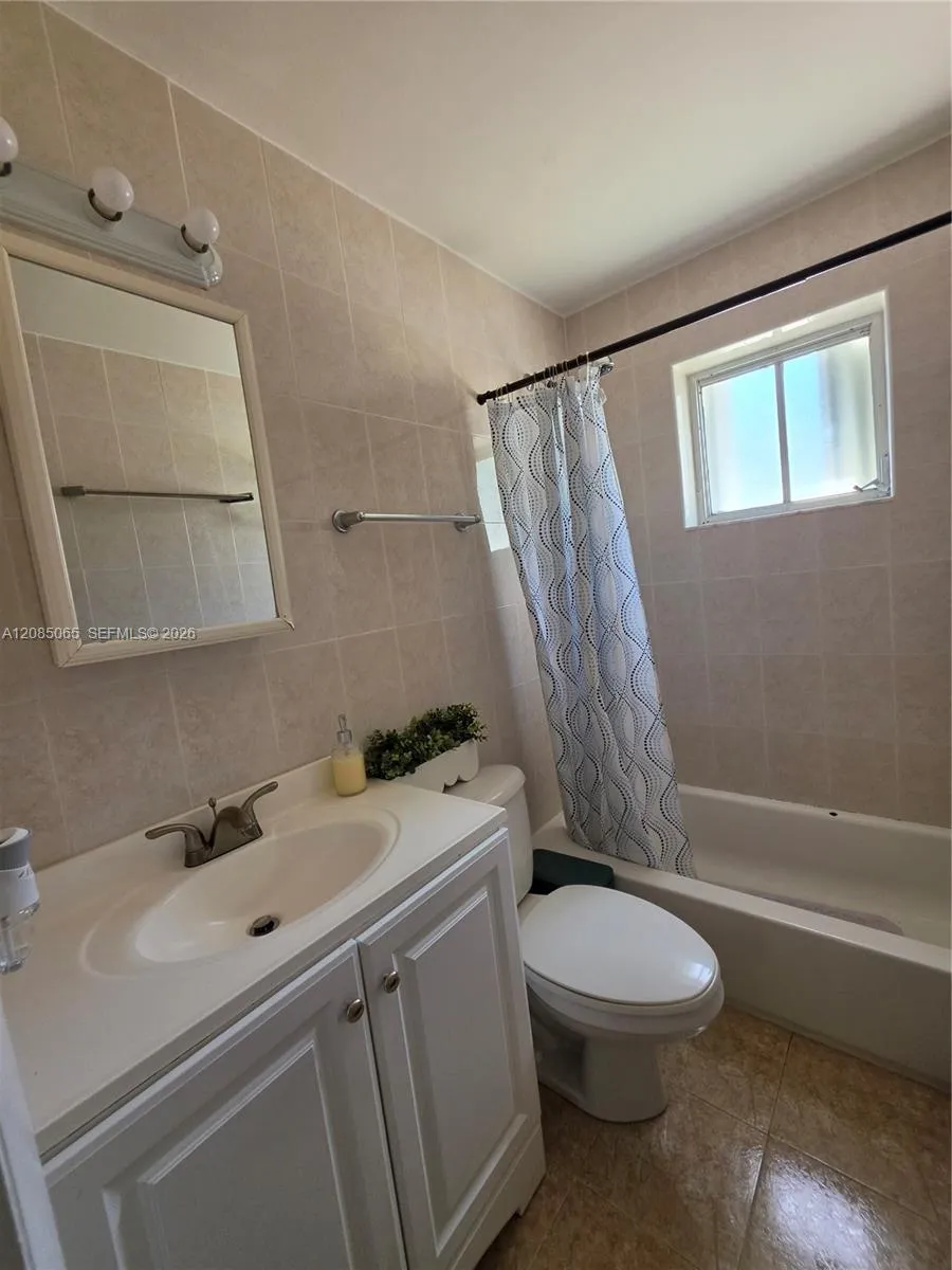 1431 S 14th Ave #119 Hollywood, FL 33020