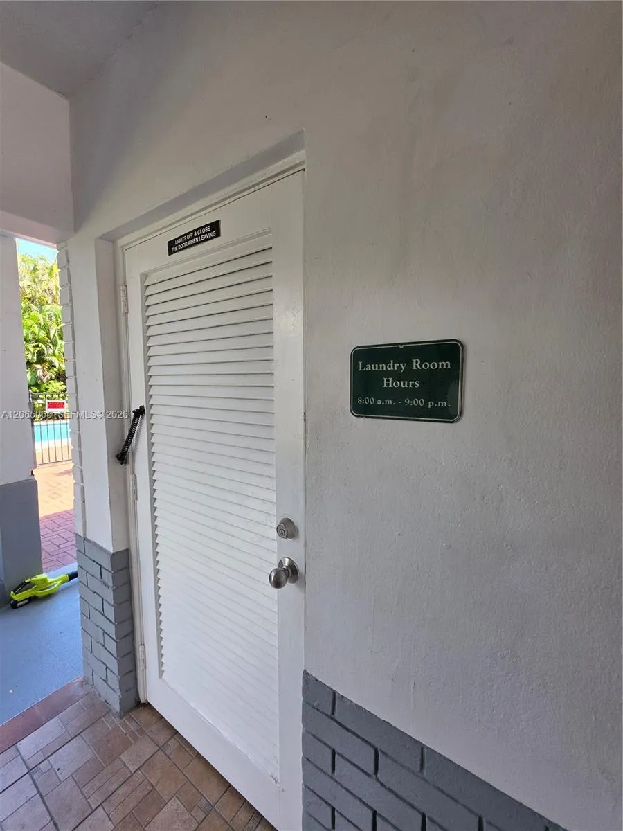 1431 S 14th Ave #119 Hollywood, FL 33020