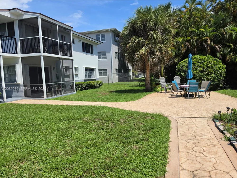 1431 S 14th Ave #119 Hollywood, FL 33020