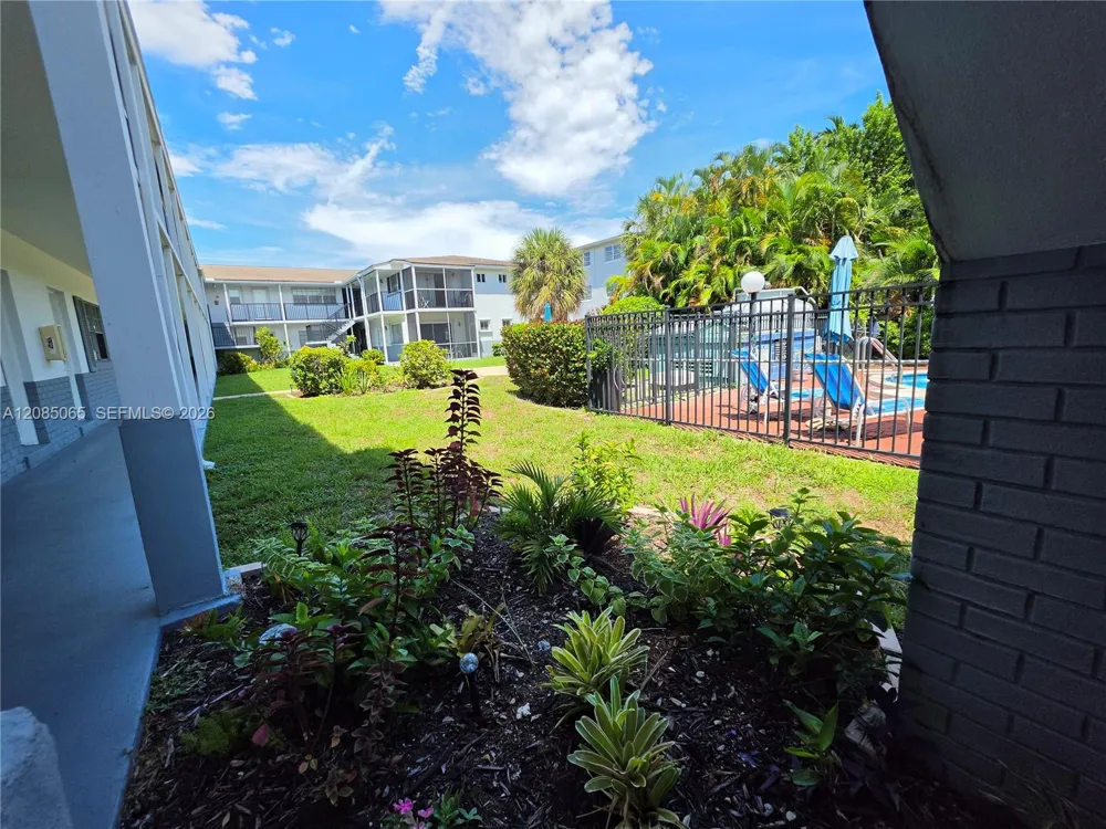 1431 S 14th Ave #119 Hollywood, FL 33020