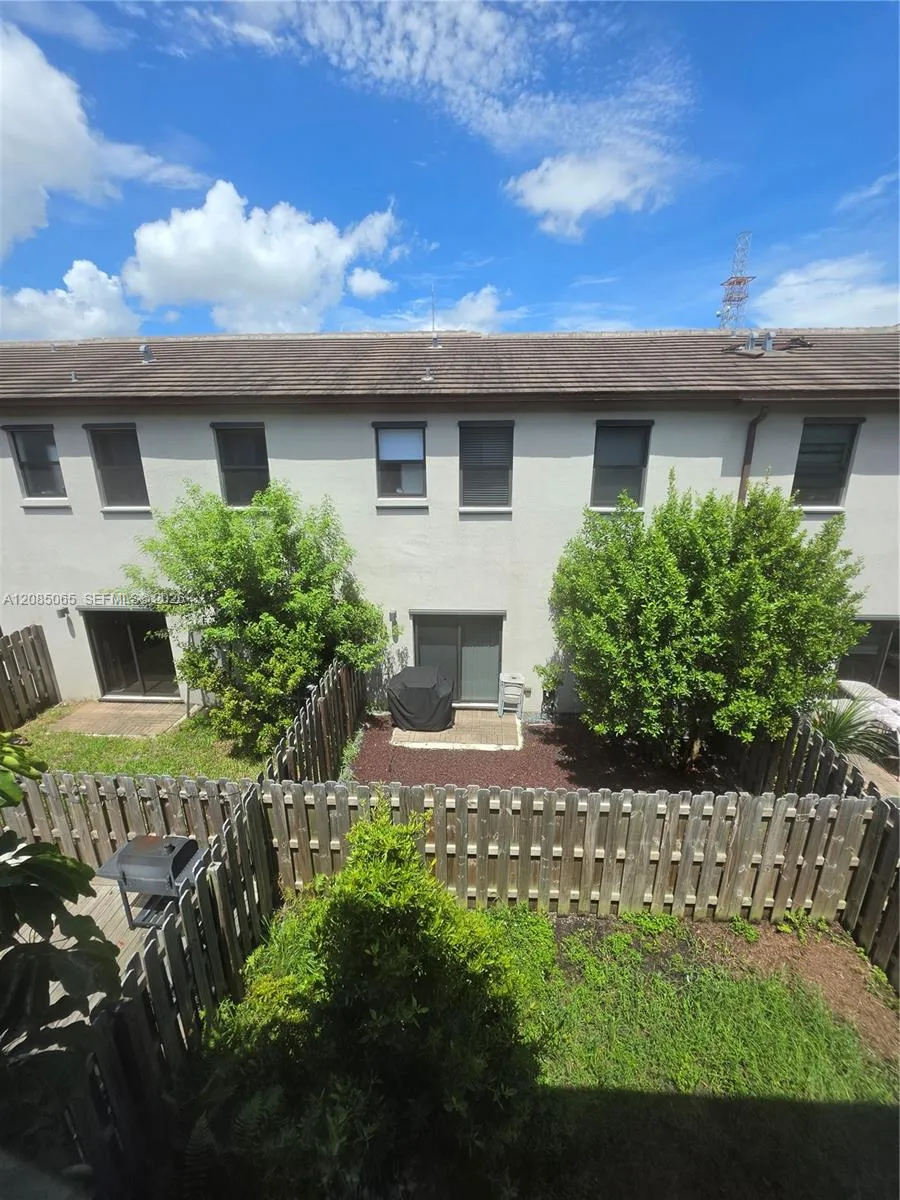 1431 S 14th Ave #119 Hollywood, FL 33020