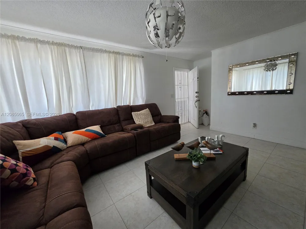 1431 S 14th Ave #119 Hollywood, FL 33020
