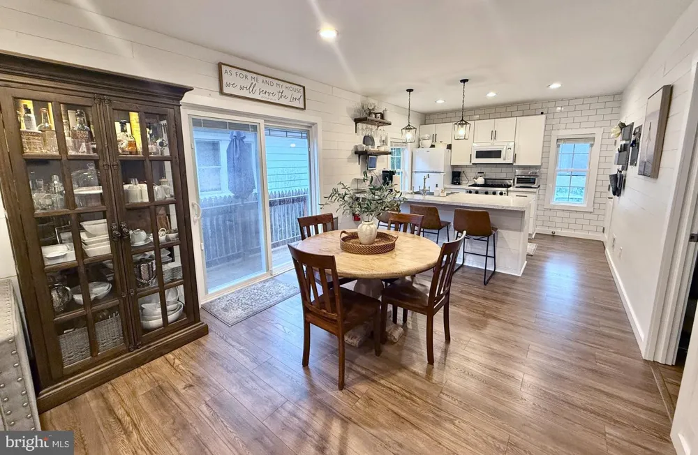 135 E WAYNE TERRACE Collingswood, NJ 08108