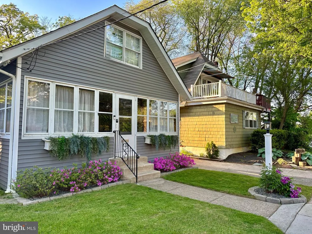 135 E WAYNE TERRACE Collingswood, NJ 08108