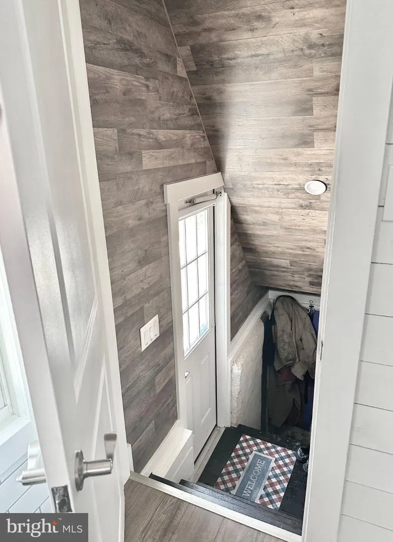135 E WAYNE TERRACE Collingswood, NJ 08108