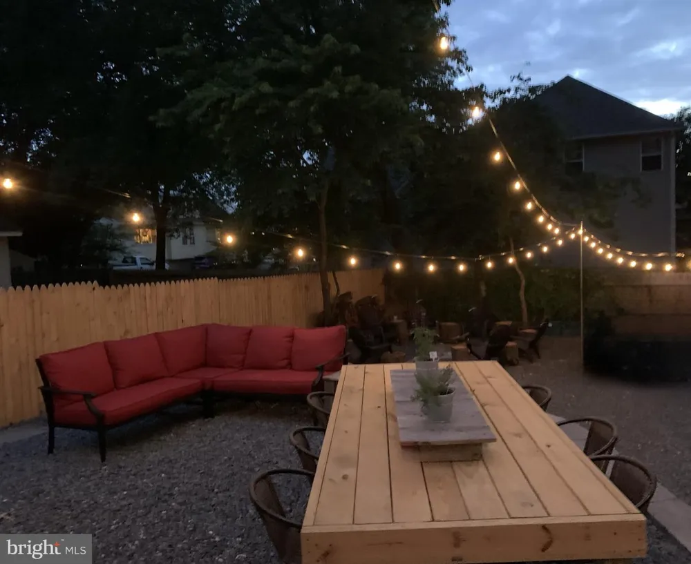 135 E WAYNE TERRACE Collingswood, NJ 08108