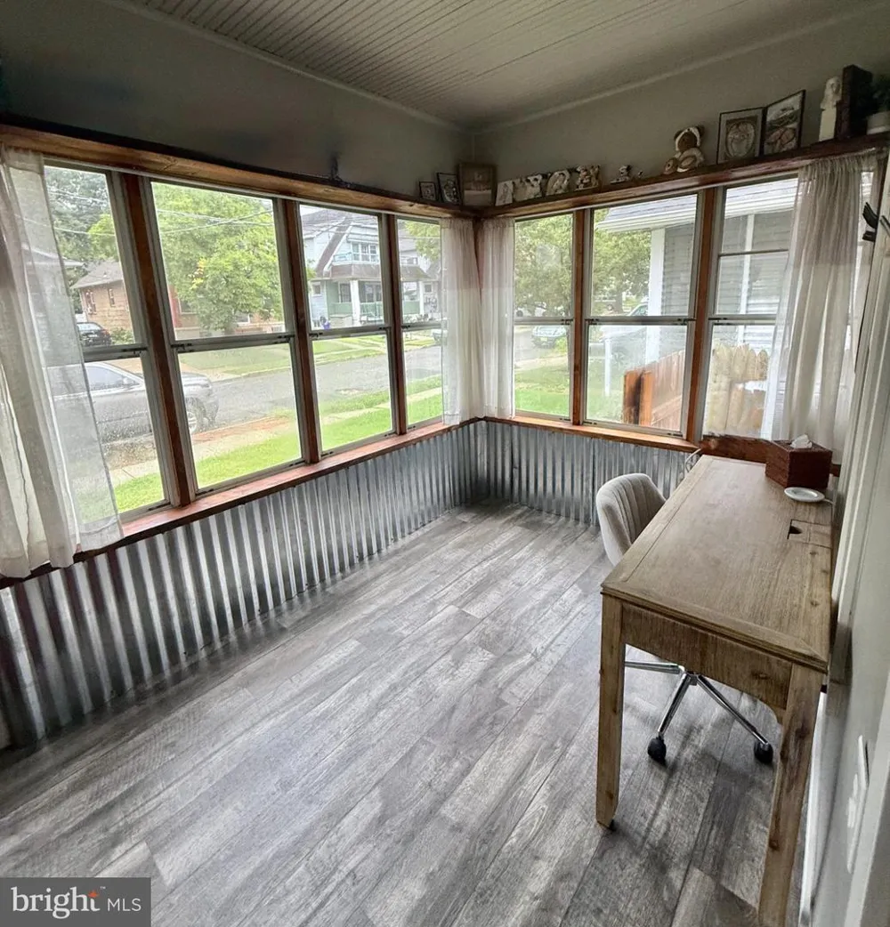 135 E WAYNE TERRACE Collingswood, NJ 08108