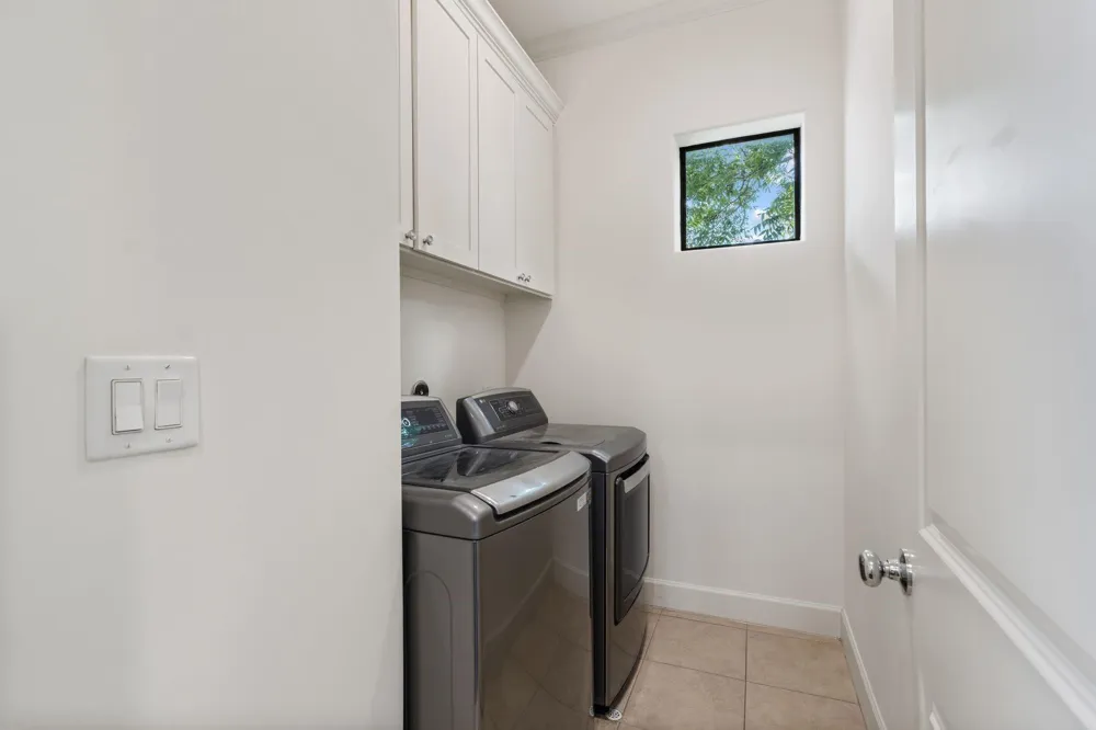 908 Thompson Street Houston, TX 77007
