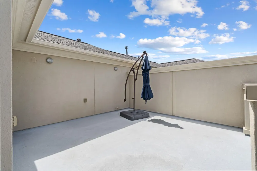 908 Thompson Street Houston, TX 77007