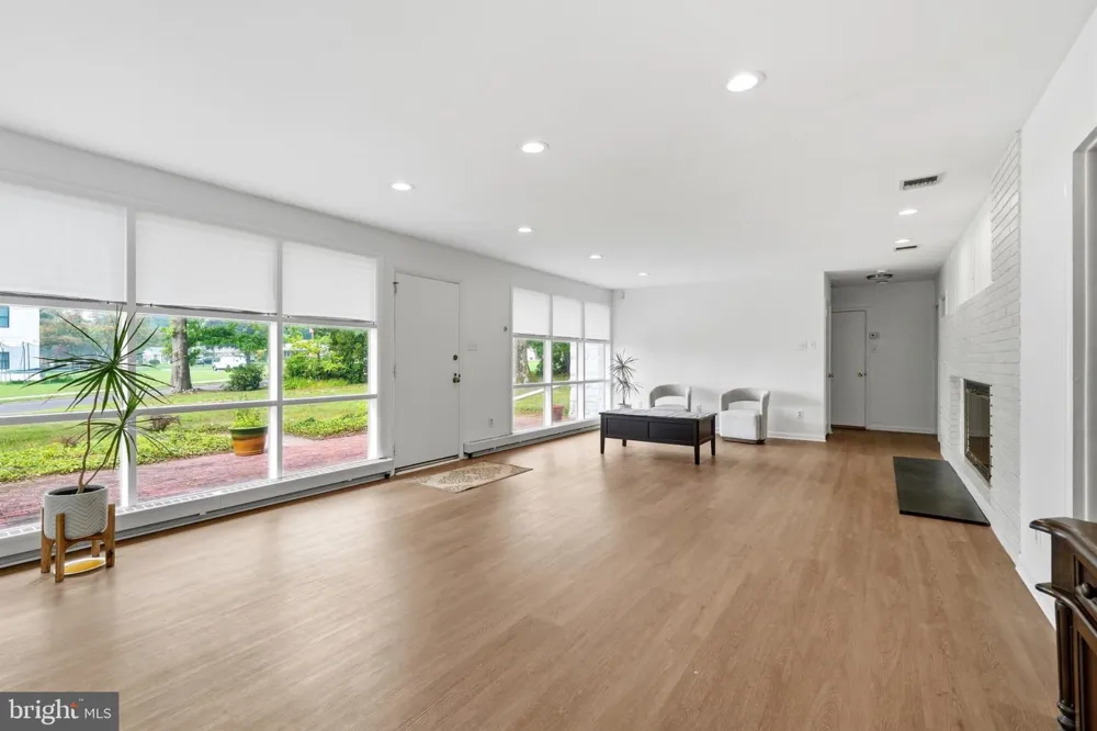 707 FORREST AVENUE Rydal, PA 19046