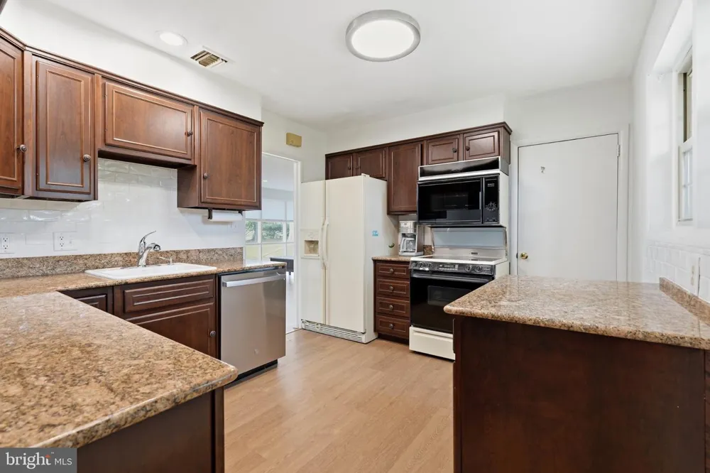 707 FORREST AVENUE Rydal, PA 19046