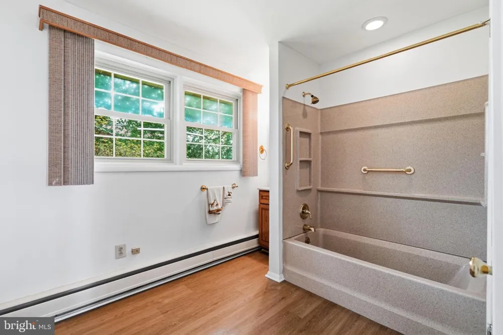 707 FORREST AVENUE Rydal, PA 19046