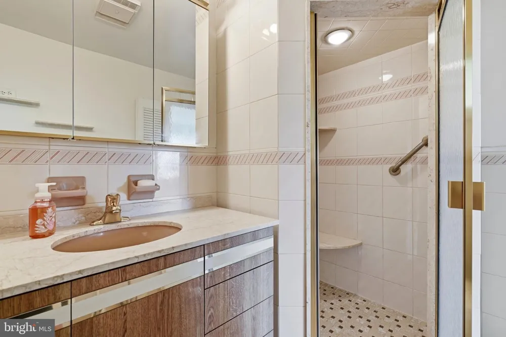 707 FORREST AVENUE Rydal, PA 19046