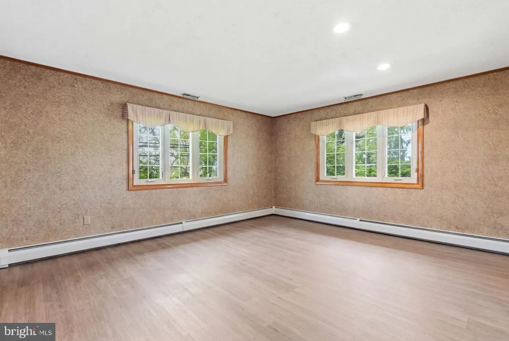 707 FORREST AVENUE Rydal, PA 19046