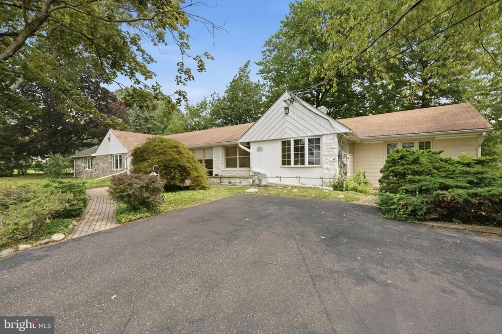 707 FORREST AVENUE Rydal, PA 19046
