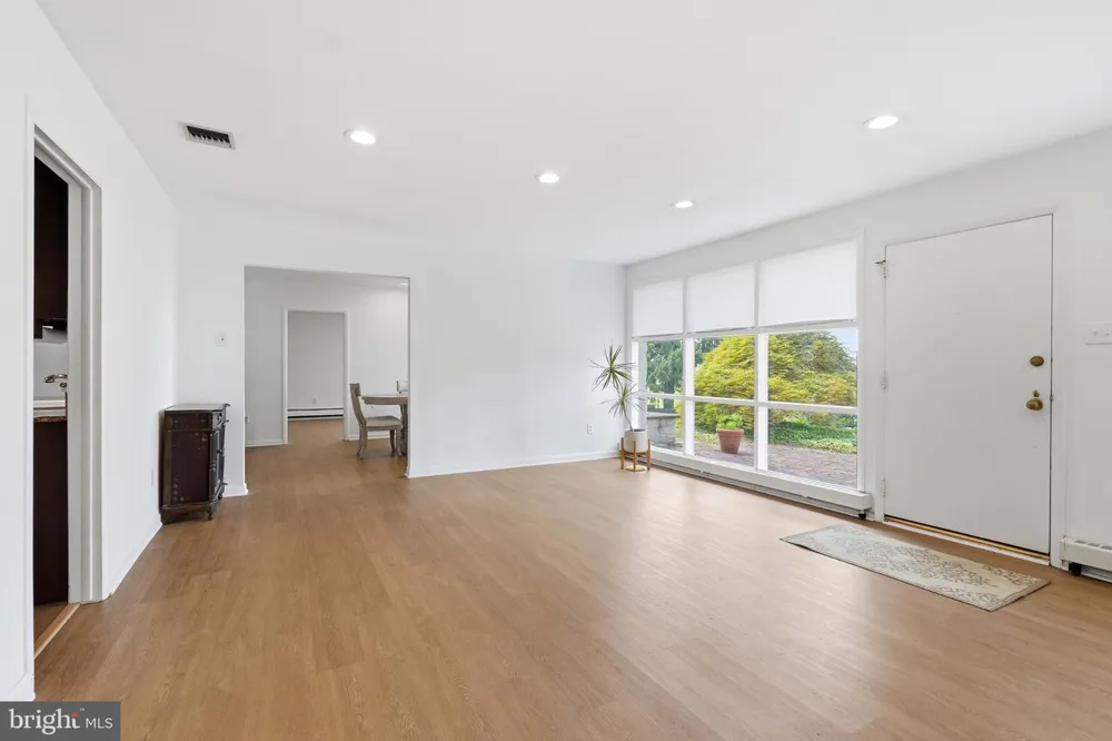 707 FORREST AVENUE Rydal, PA 19046