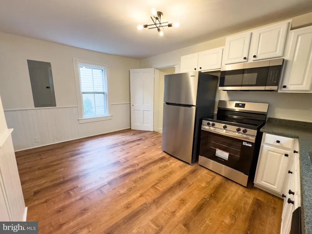 213 W B STREET Brunswick, MD 21716