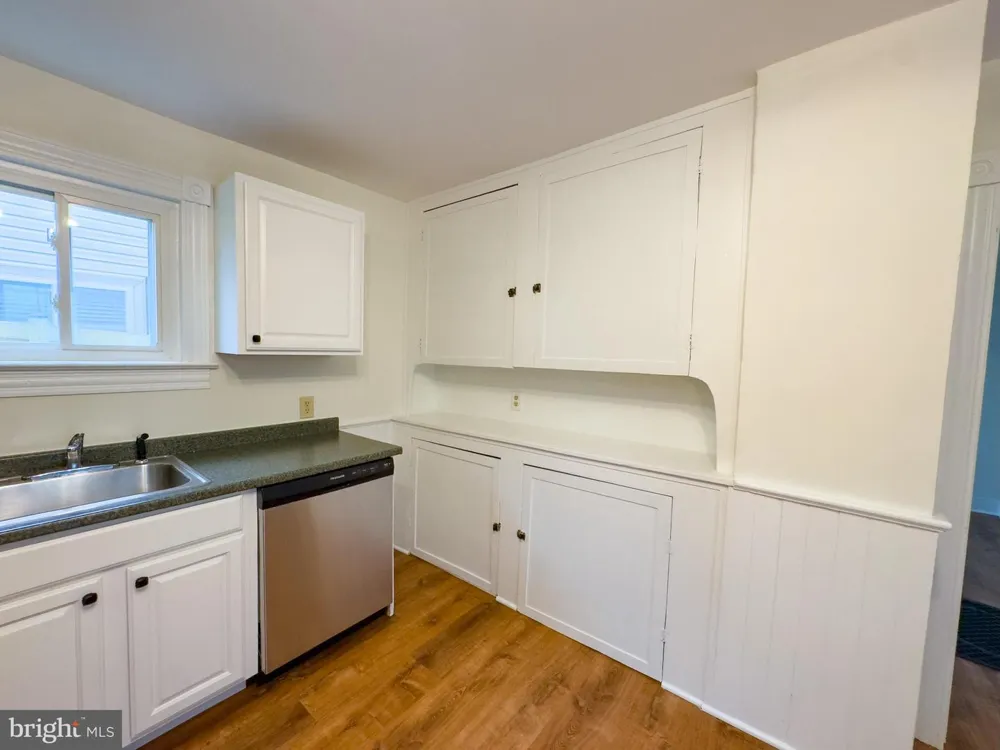 213 W B STREET Brunswick, MD 21716