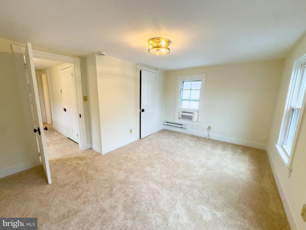 213 W B STREET Brunswick, MD 21716