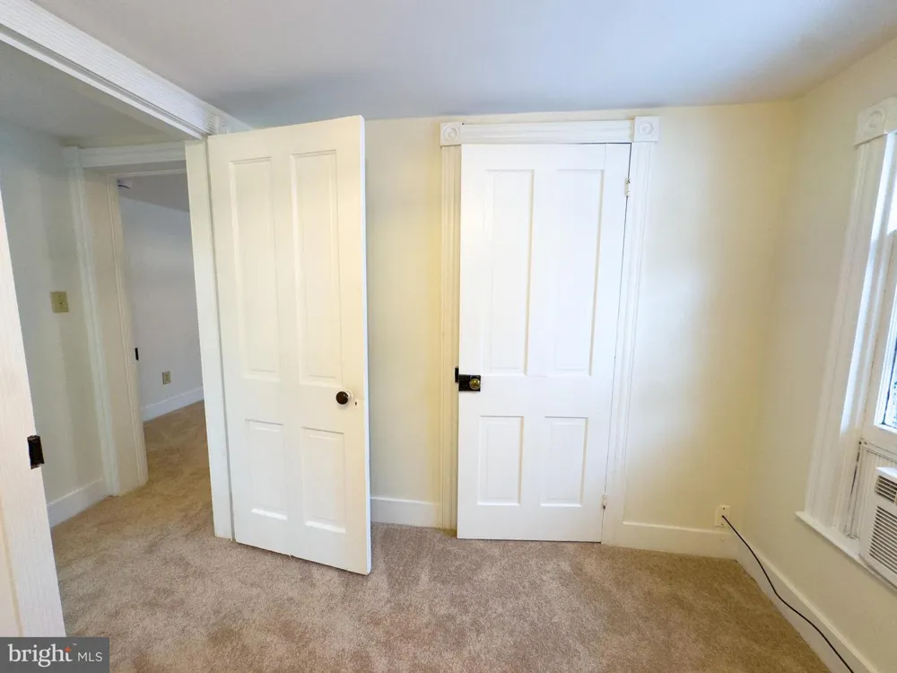 213 W B STREET Brunswick, MD 21716