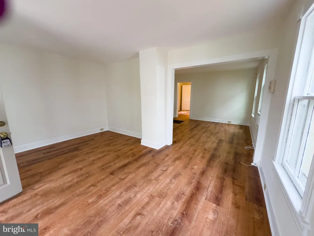213 W B STREET Brunswick, MD 21716