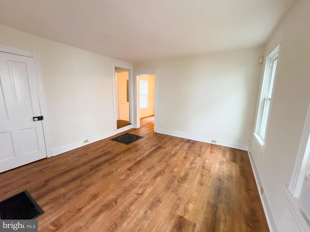 213 W B STREET Brunswick, MD 21716