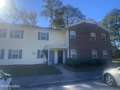 225 Cordell Circle