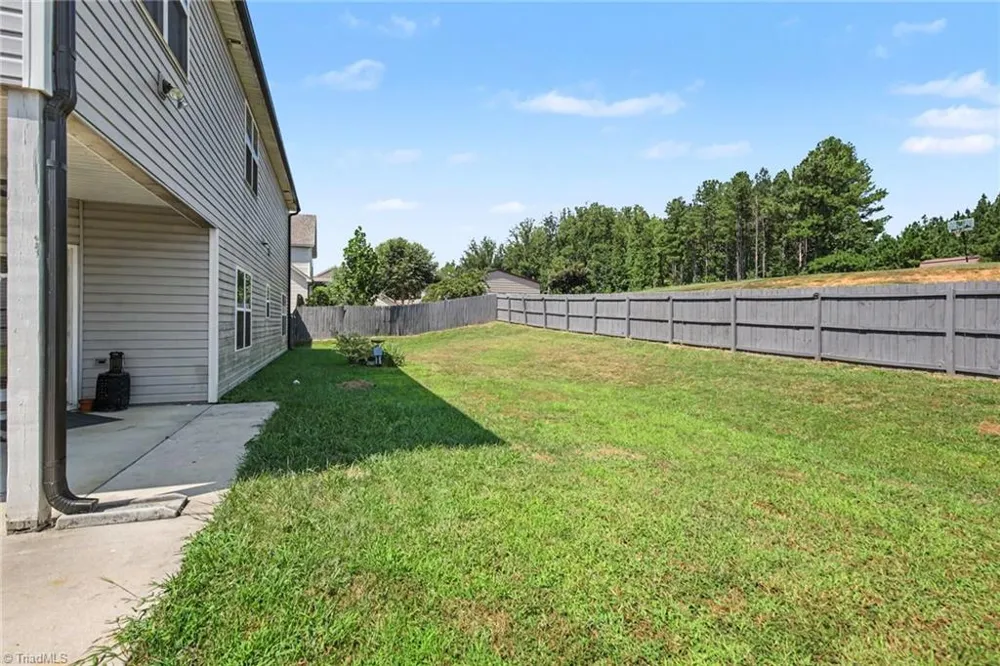 204 Montreat Drive Lexington, NC 27295