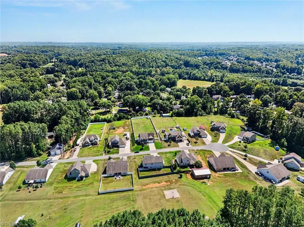 204 Montreat Drive Lexington, NC 27295