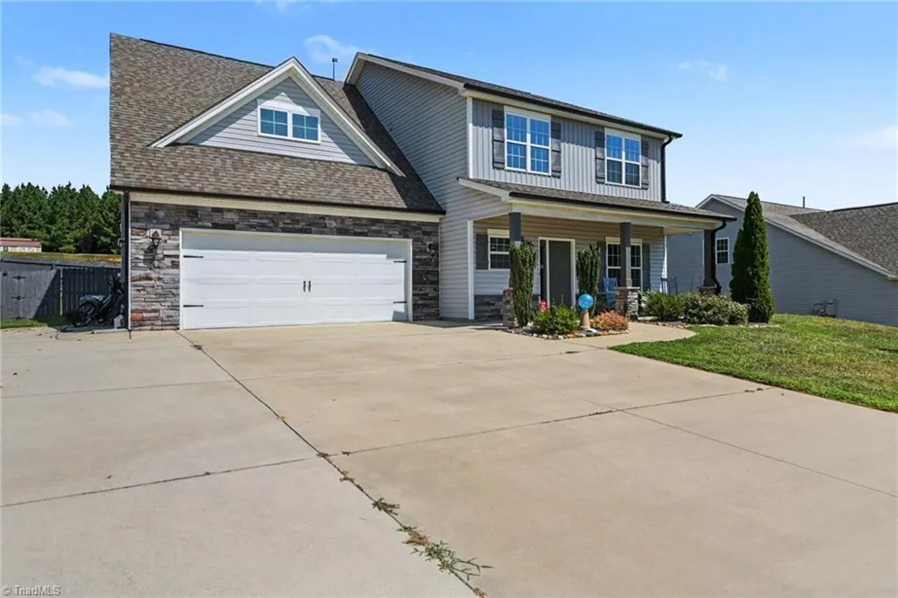 204 Montreat Drive Lexington, NC 27295