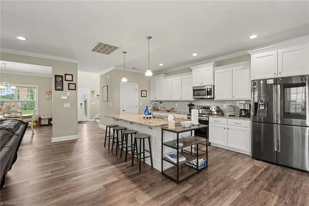 204 Montreat Drive Lexington, NC 27295