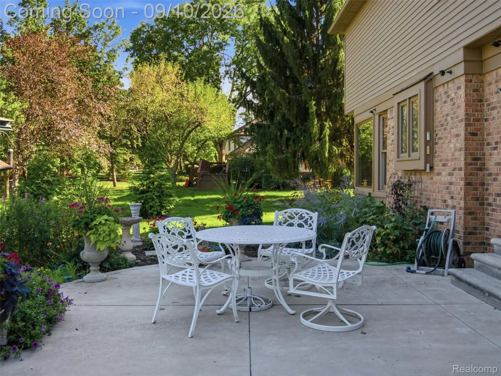 3569 Wedgewood Drive Rochester Hills City, MI 48306
