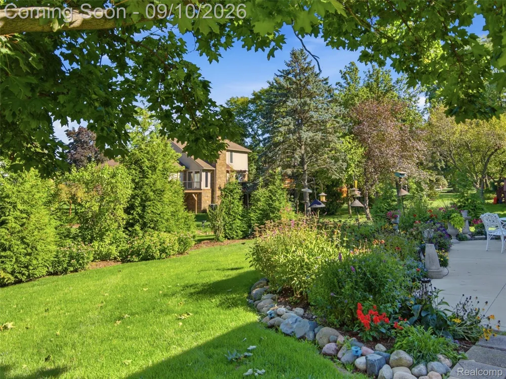 3569 Wedgewood Drive Rochester Hills City, MI 48306