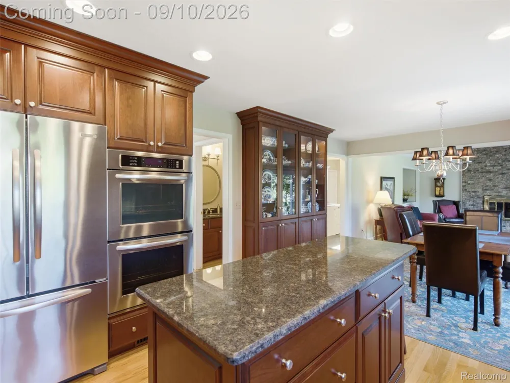 3569 Wedgewood Drive Rochester Hills City, MI 48306